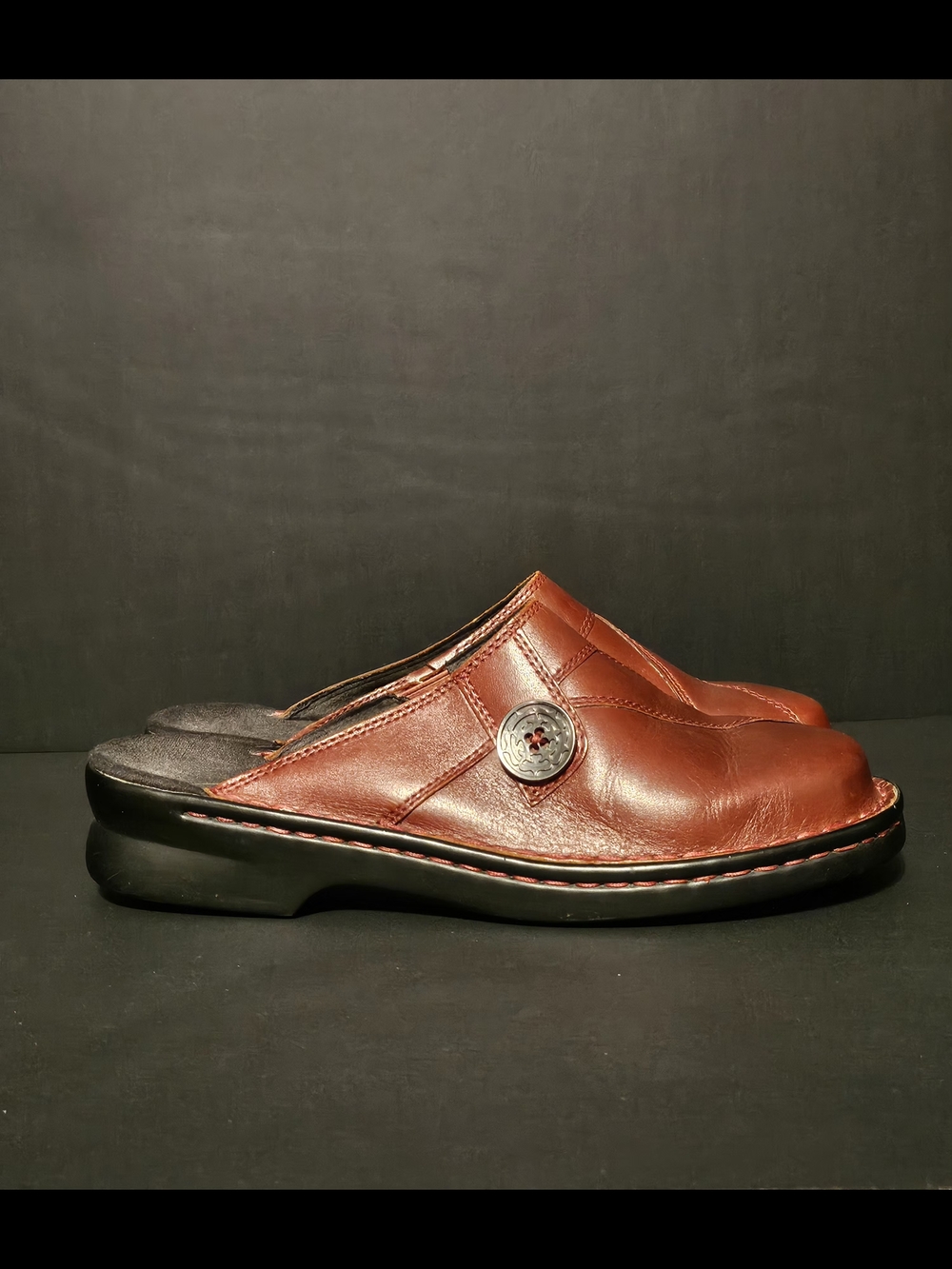 Clarks Women Shoe W/Heel Mule Leather Slip-On Clog with Button Accent